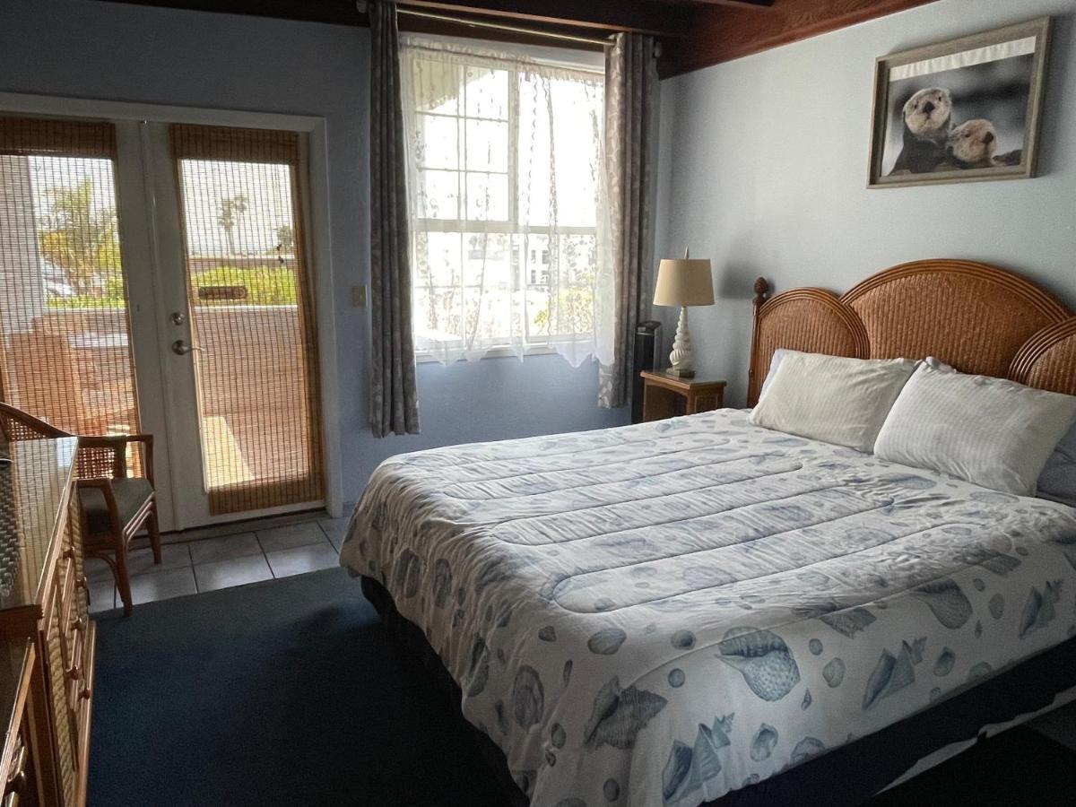 Edgewater Beach Inn & Suites Santa Cruz Buitenkant foto