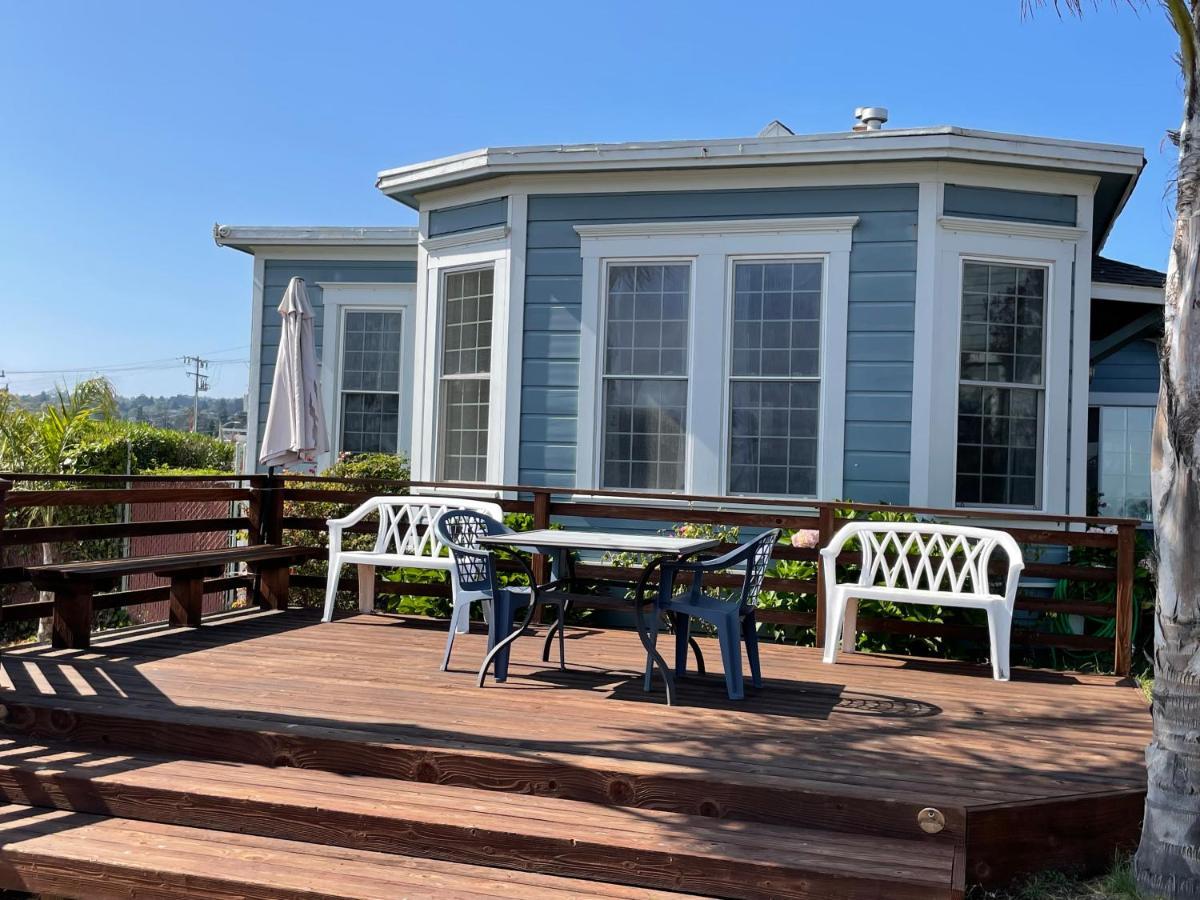 Edgewater Beach Inn & Suites Santa Cruz Buitenkant foto