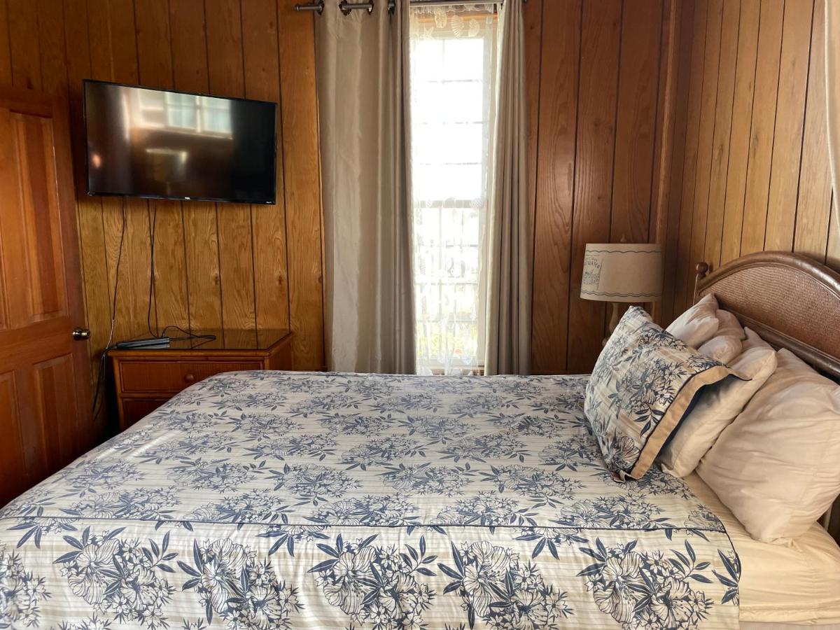Edgewater Beach Inn & Suites Santa Cruz Buitenkant foto