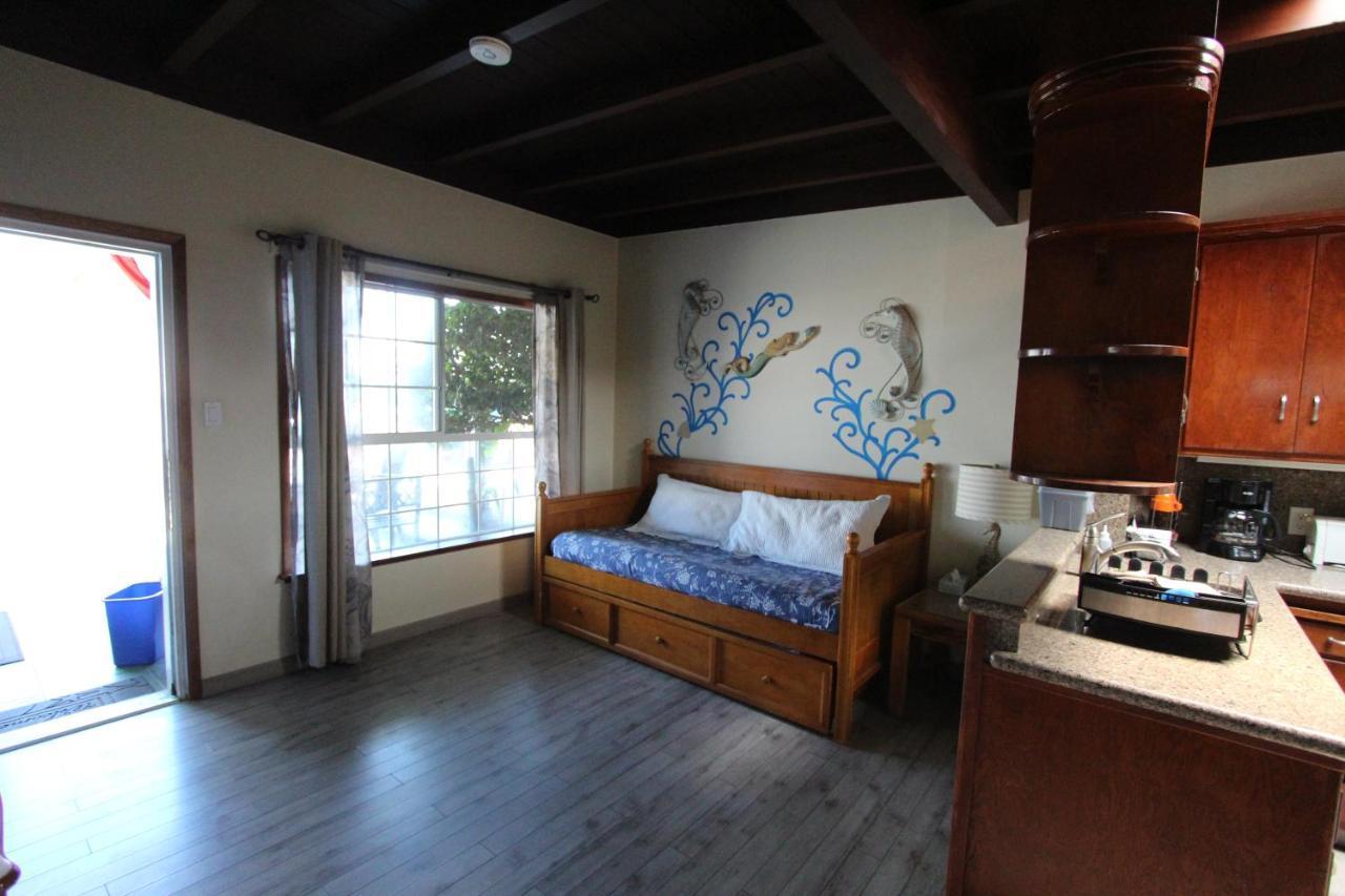 Edgewater Beach Inn & Suites Santa Cruz Buitenkant foto