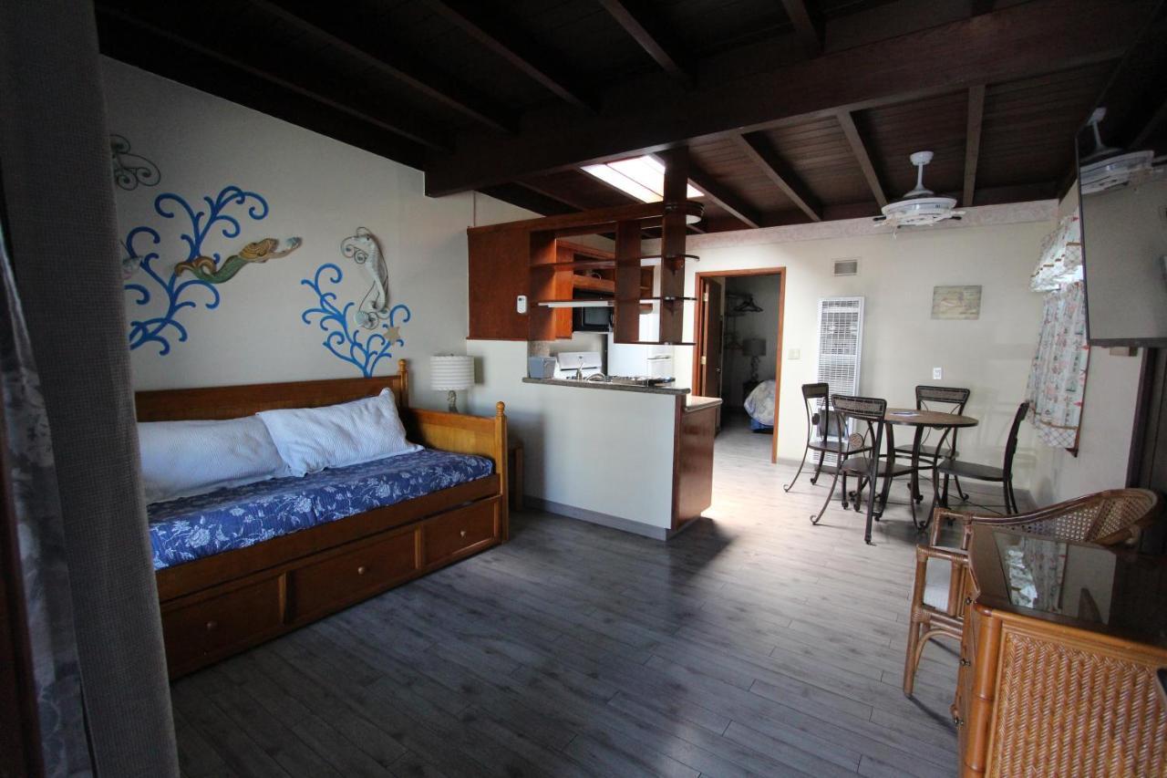 Edgewater Beach Inn & Suites Santa Cruz Buitenkant foto